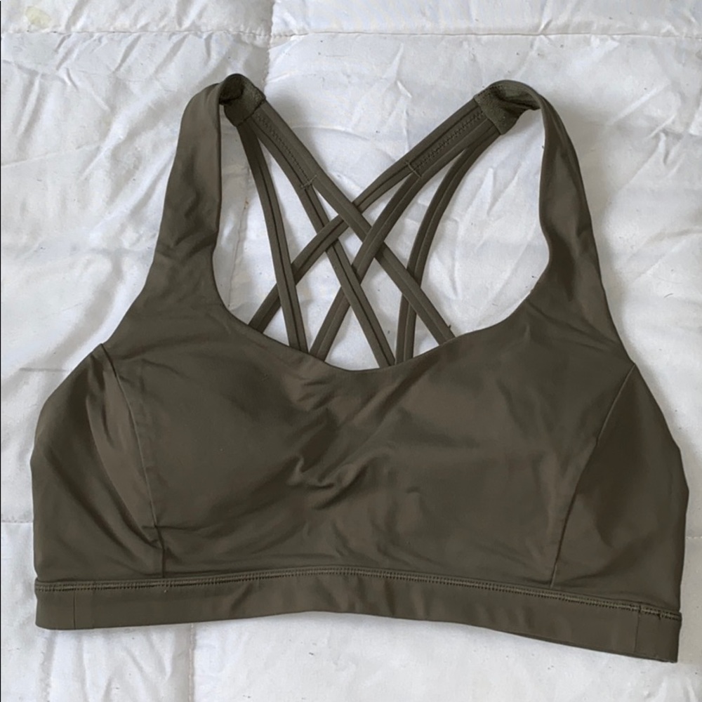 Lululemon Free to be Serene bra